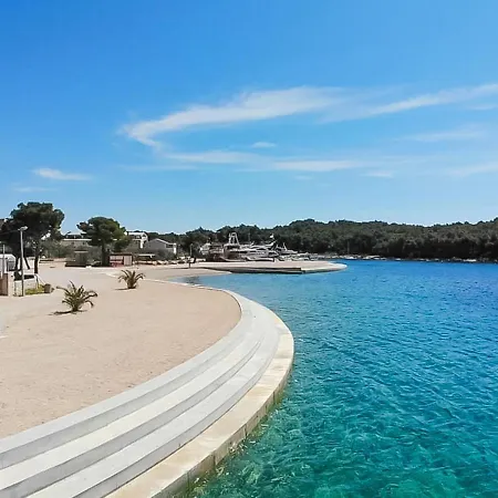 Vakantiehuis Tramontana By Interhome Sovlje