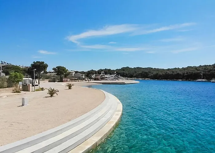 Vakantiehuis Tramontana By Interhome Sovlje